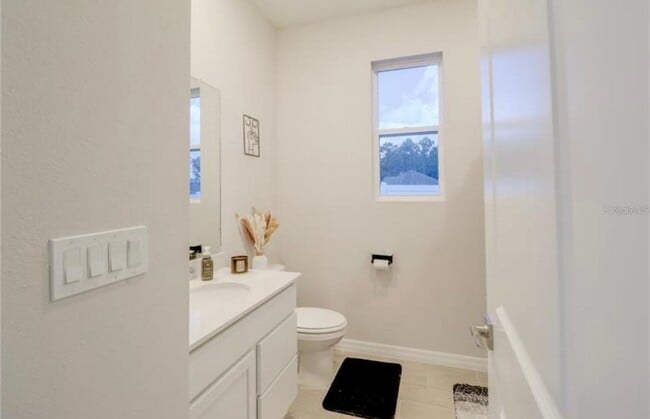 Building Photo - 7439 SW 130th Ln