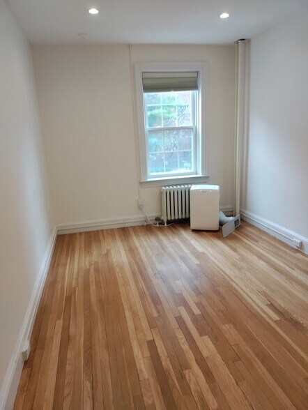 Building Photo - 16 Chauncy Street