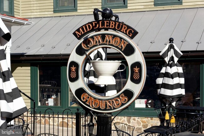 Building Photo - 2211 Hatchers Mill Rd