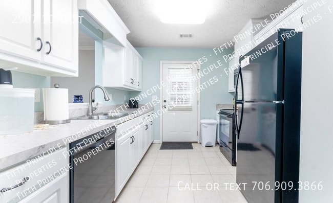Building Photo - 2907 10th St