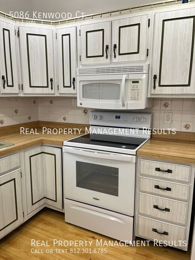 Building Photo - 5086 Kenwood Ct