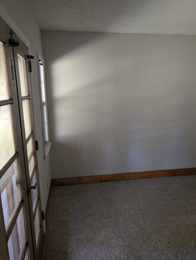 Building Photo - 6060 E Forest Trail Dr