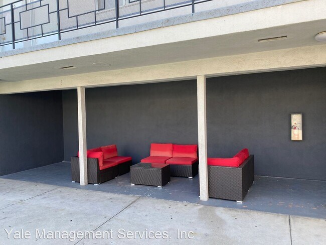 Building Photo - 16950 Blackhawk St