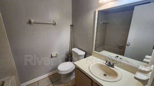 Building Photo - 5646 Greatpine Ln N