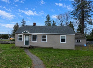 Building Photo - Charming 2-Bedroom Corner Lot Home in Cheney!