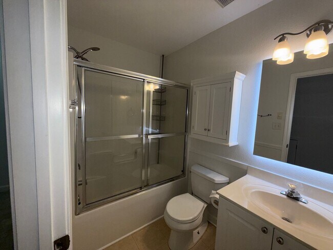 Building Photo - 2145 Pavilion Ct