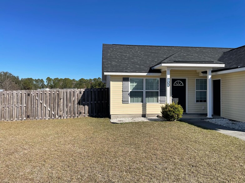 Fenced in backyard - 103 Pasofina Dr