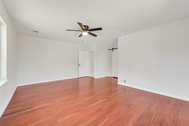 Building Photo - 219 Hillcrest Dr