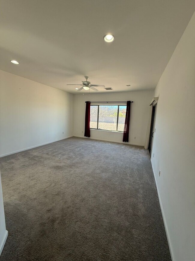 Building Photo - 4228 S Morning Glory Ct