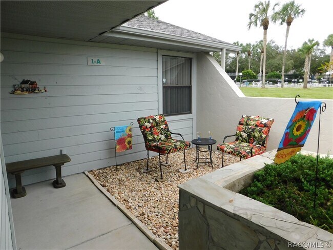 Building Photo - 741 E Hartford St