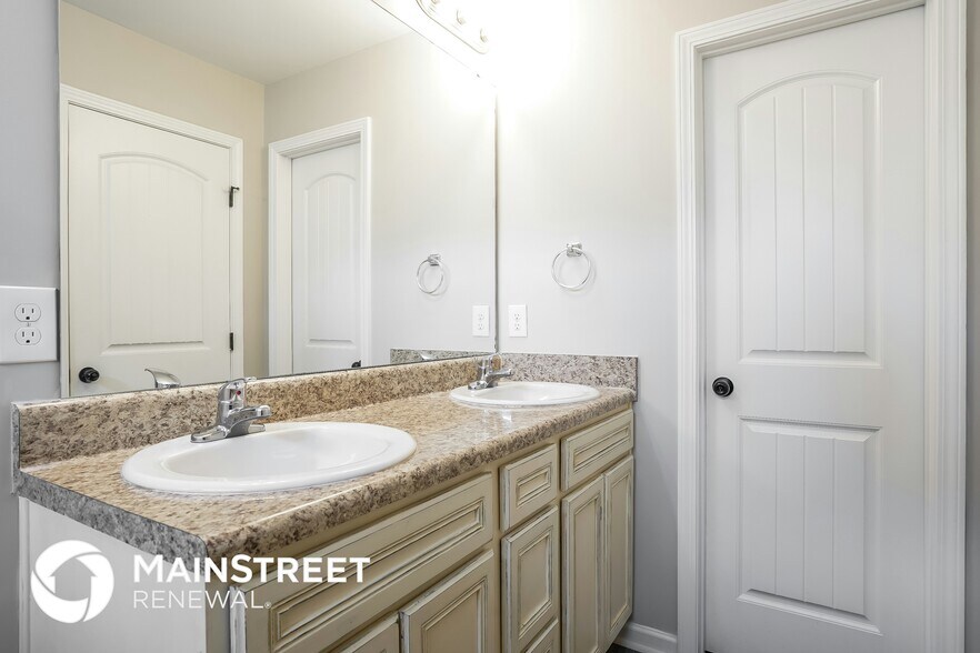 Building Photo - 412 Hardaway Point