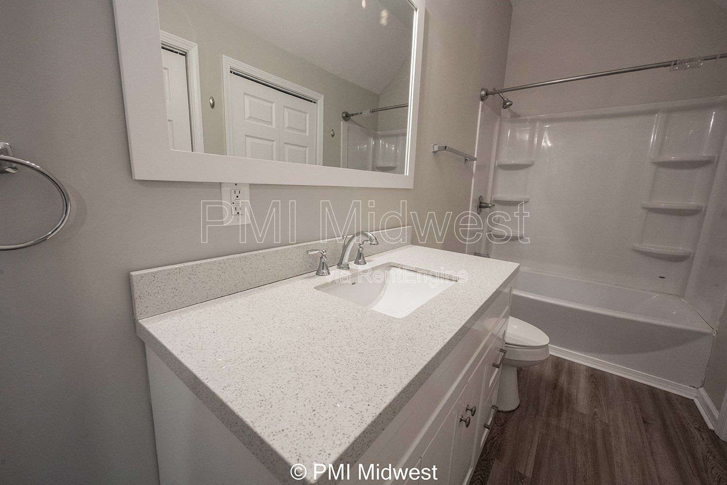 Building Photo - 1437 S East St