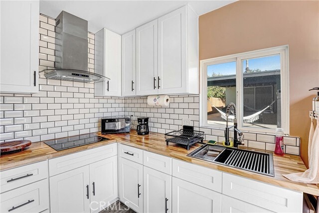 Building Photo - 14828 Saticoy St