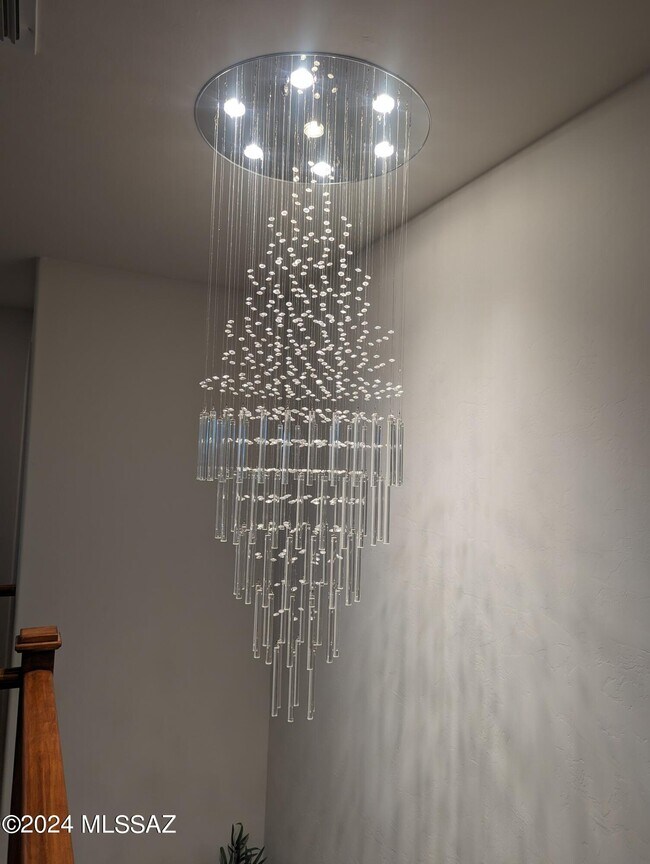 Building Photo - 7561 Kinnison Wash Lp