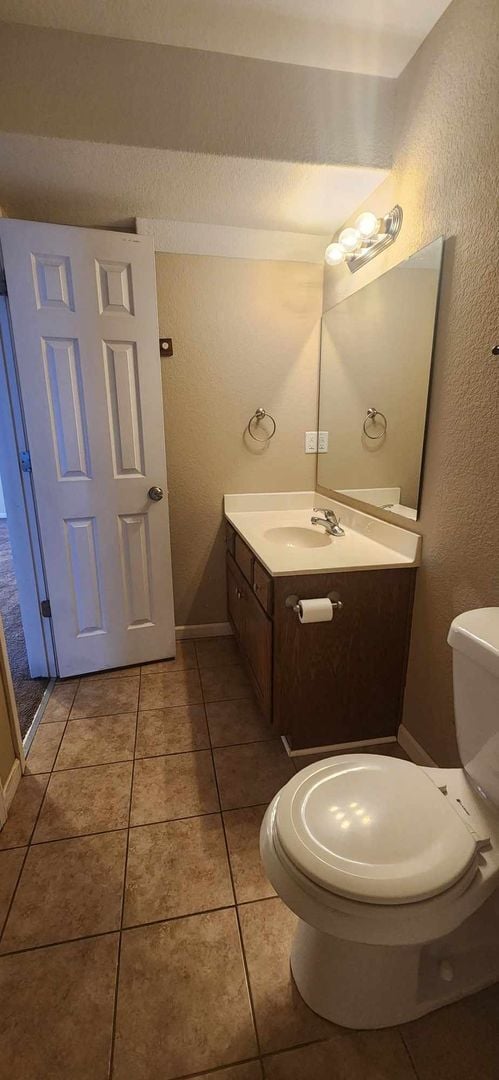 Building Photo - Spacious Home for Rent