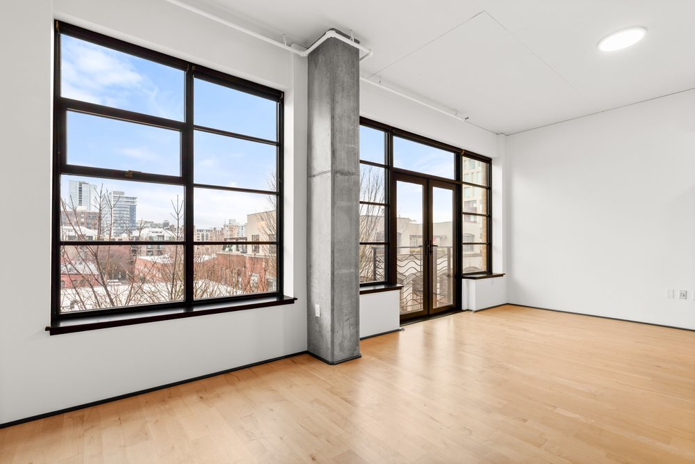 Building Photo - 420 NW 11th Ave