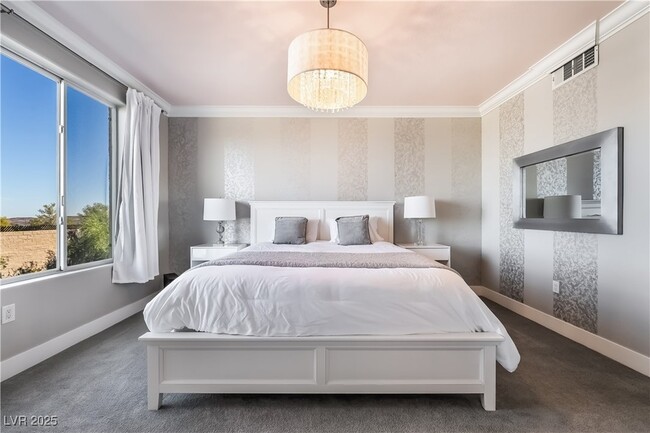 Building Photo - 2555 Hampton Rd