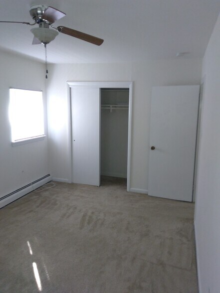 Building Photo - 2054 Rubicam Ave
