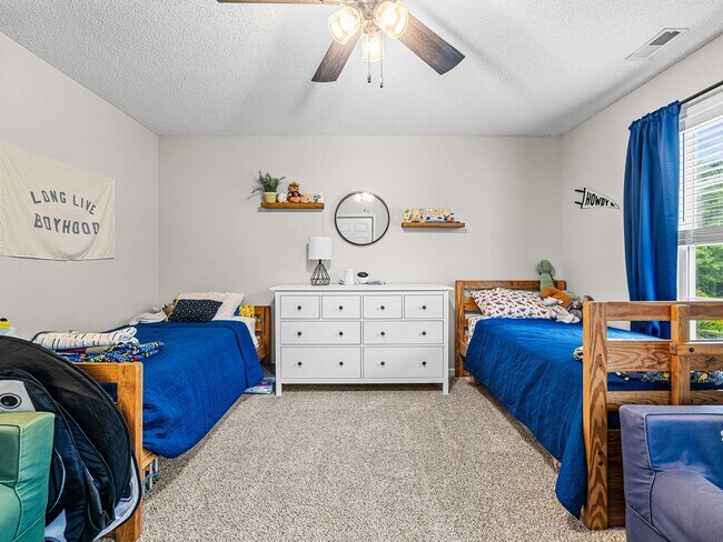 Building Photo - Bridlewood Subdivision!