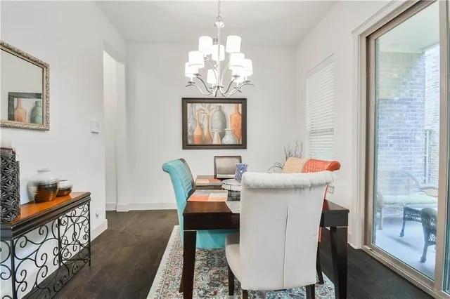 Building Photo - 1402 French Violet Wy