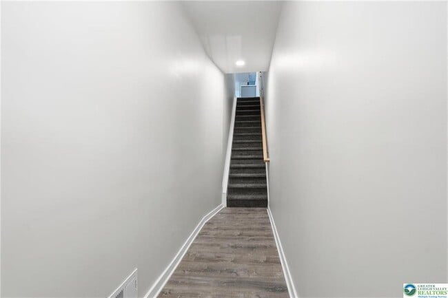 Building Photo - 1425 W Gordon St