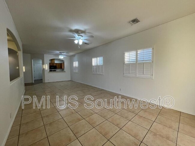 Building Photo - 4433 Via Rialto Ln