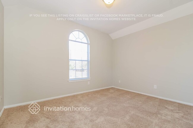 Building Photo - 10113 Mallory Dr