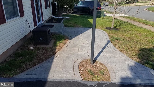 Building Photo - 3886 Scibilia Rd