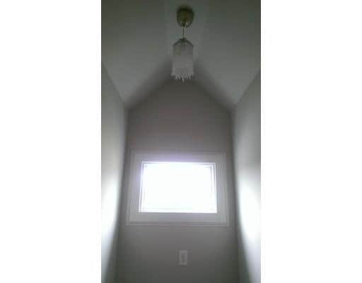 Building Photo - 893 South St