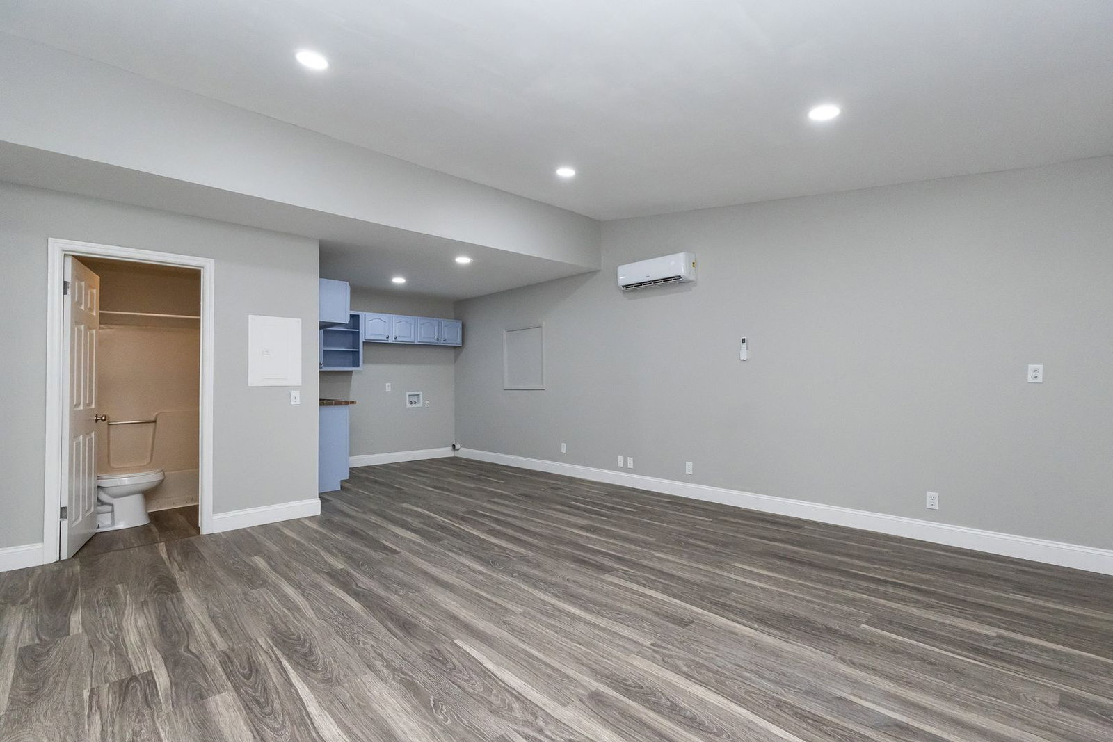 Building Photo - 3507 3rd Ave