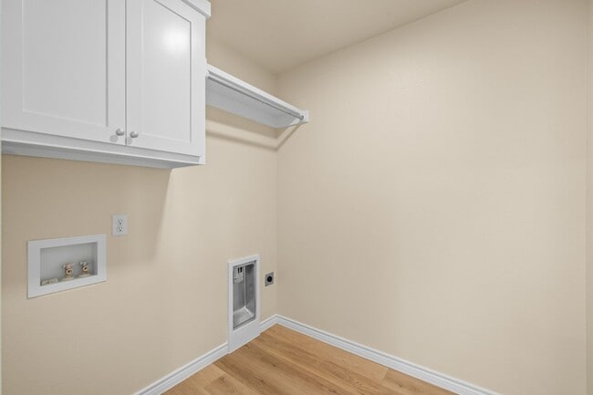 Building Photo - New Construction Home In Idalou ISD!