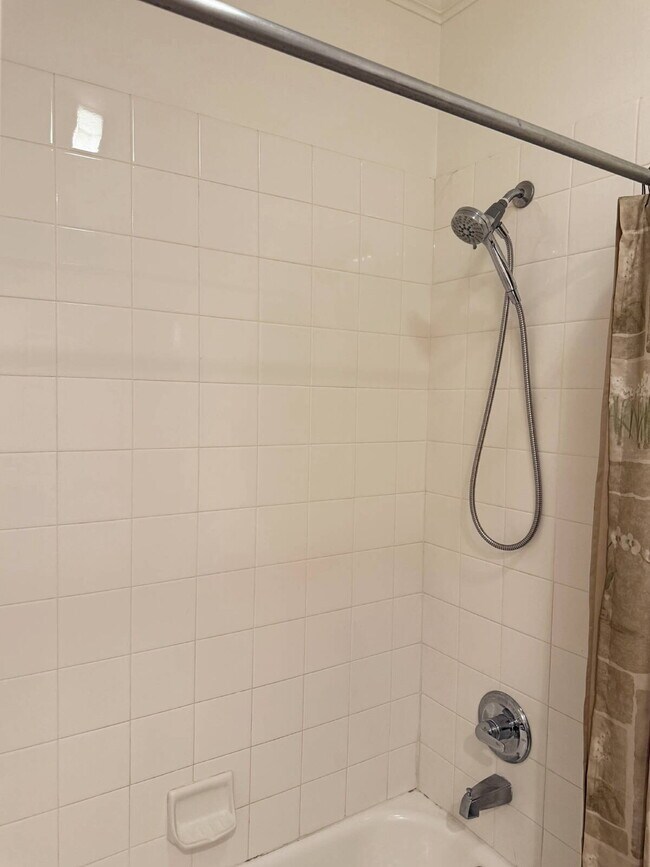 Building Photo - Eastside Sonoma | Single-Level Living Near the Plaza