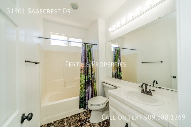 Building Photo - 31501 Sagecrest Dr