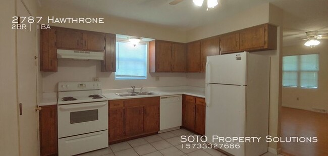 Building Photo - 2BD/1BA Duplex near Arena Park