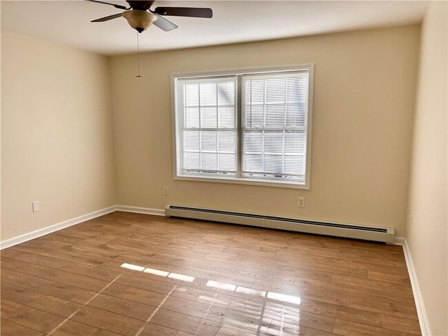 Building Photo - 160 Canal St