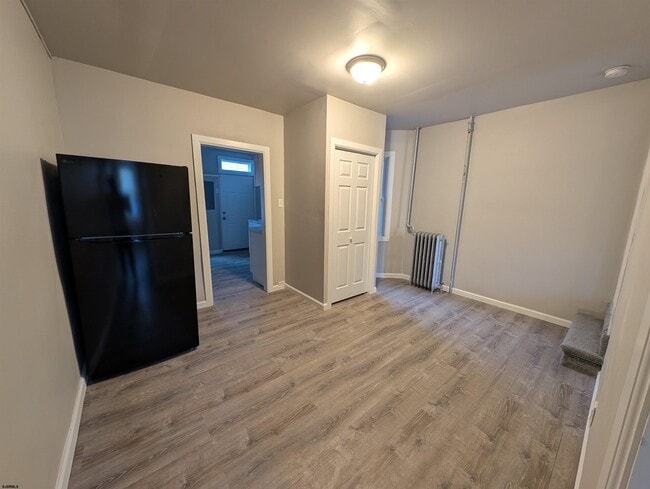 Building Photo - 2002 Grant Ave