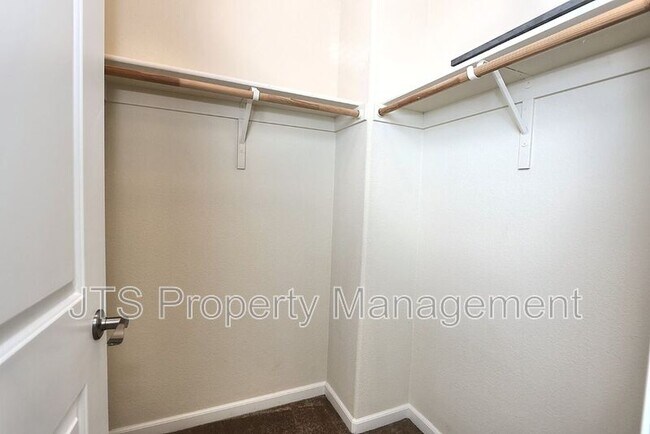 Building Photo - 2488 Ben Ali Wy