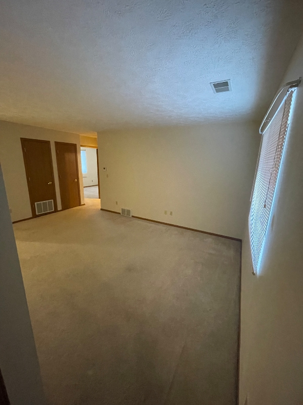 Building Photo - 909 Indian St