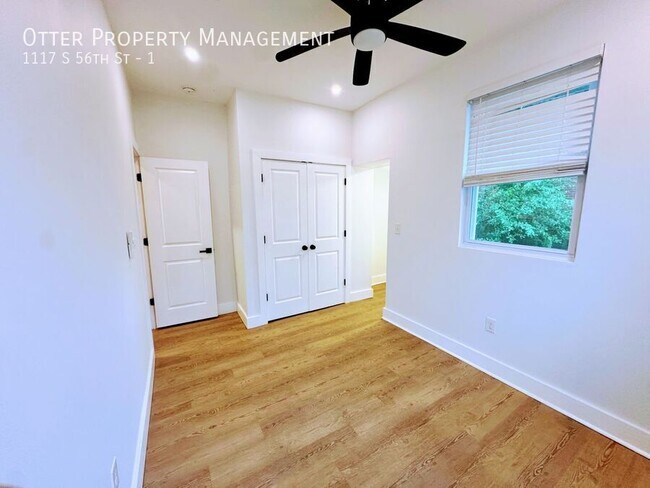 Building Photo - 1117 S 56th St