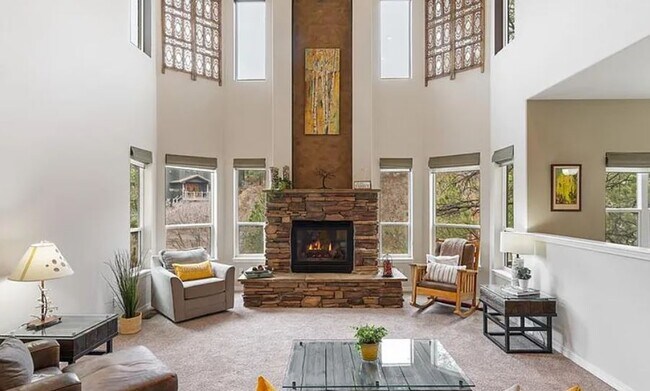 Building Photo - 7113 Oak Valley Dr
