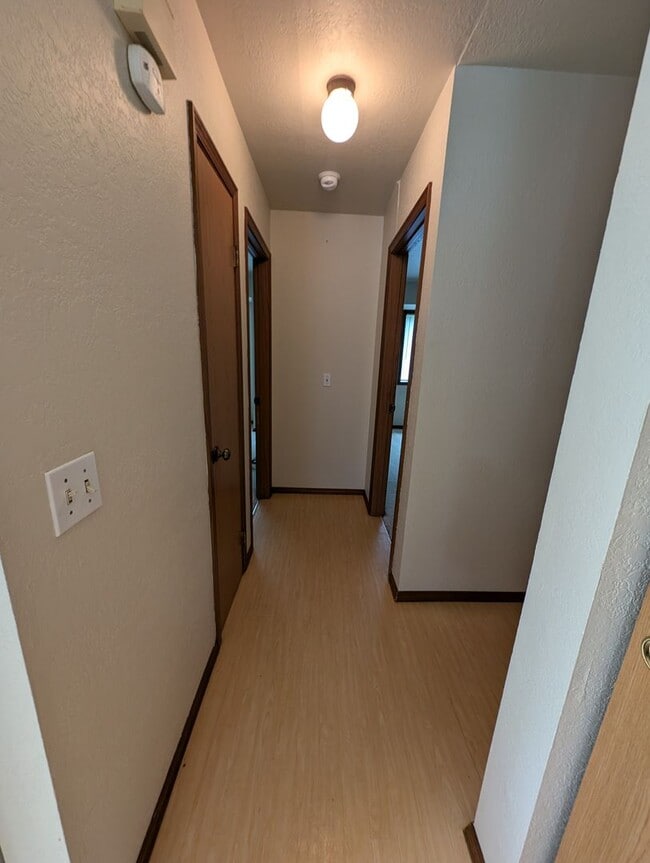 Building Photo - Two Bedroom Duplex in the Heart of Bremert...