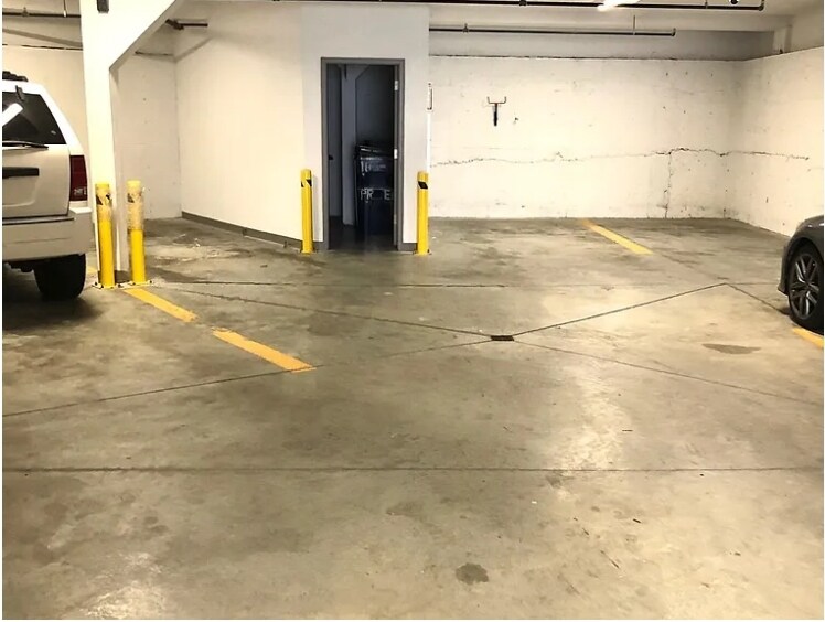 Building Photo - 18 Preble St