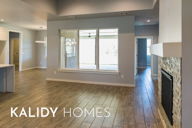 Building Photo - 1796 Salma Rd