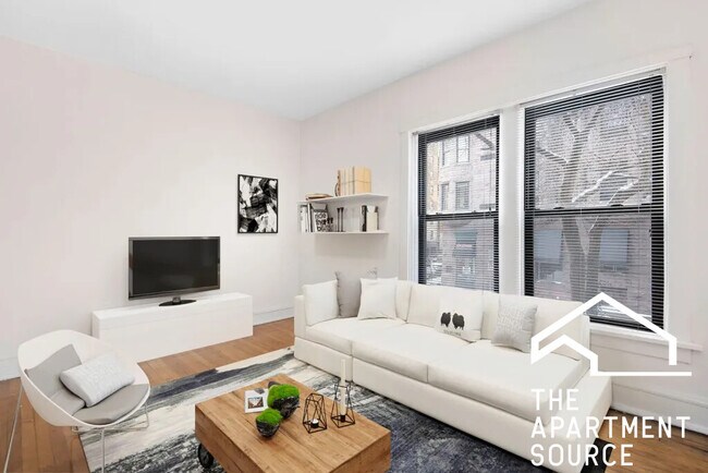 Building Photo - 434 W Diversey Pkwy