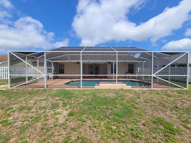 Building Photo - The Hammocks Phase I Pool Home-Lynn Haven