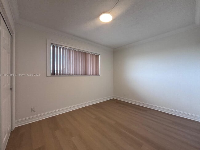 Building Photo - 8740 N Sherman Cir