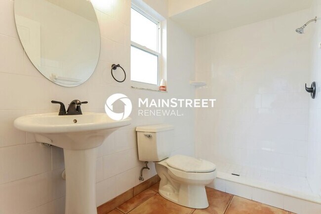 Building Photo - 3 Bedroom Pet-Friendly Home in NORTH PORT, FL with Main Street Renewal