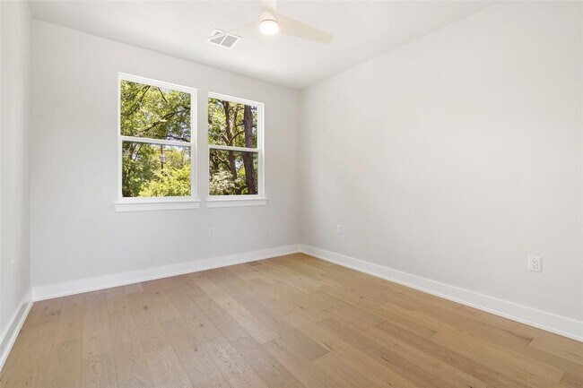 Building Photo - 5109 Stone Gate Dr
