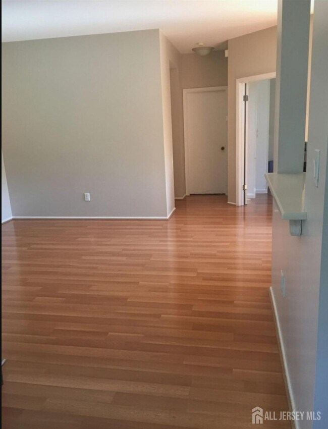 Building Photo - 3081 Cypress Ct