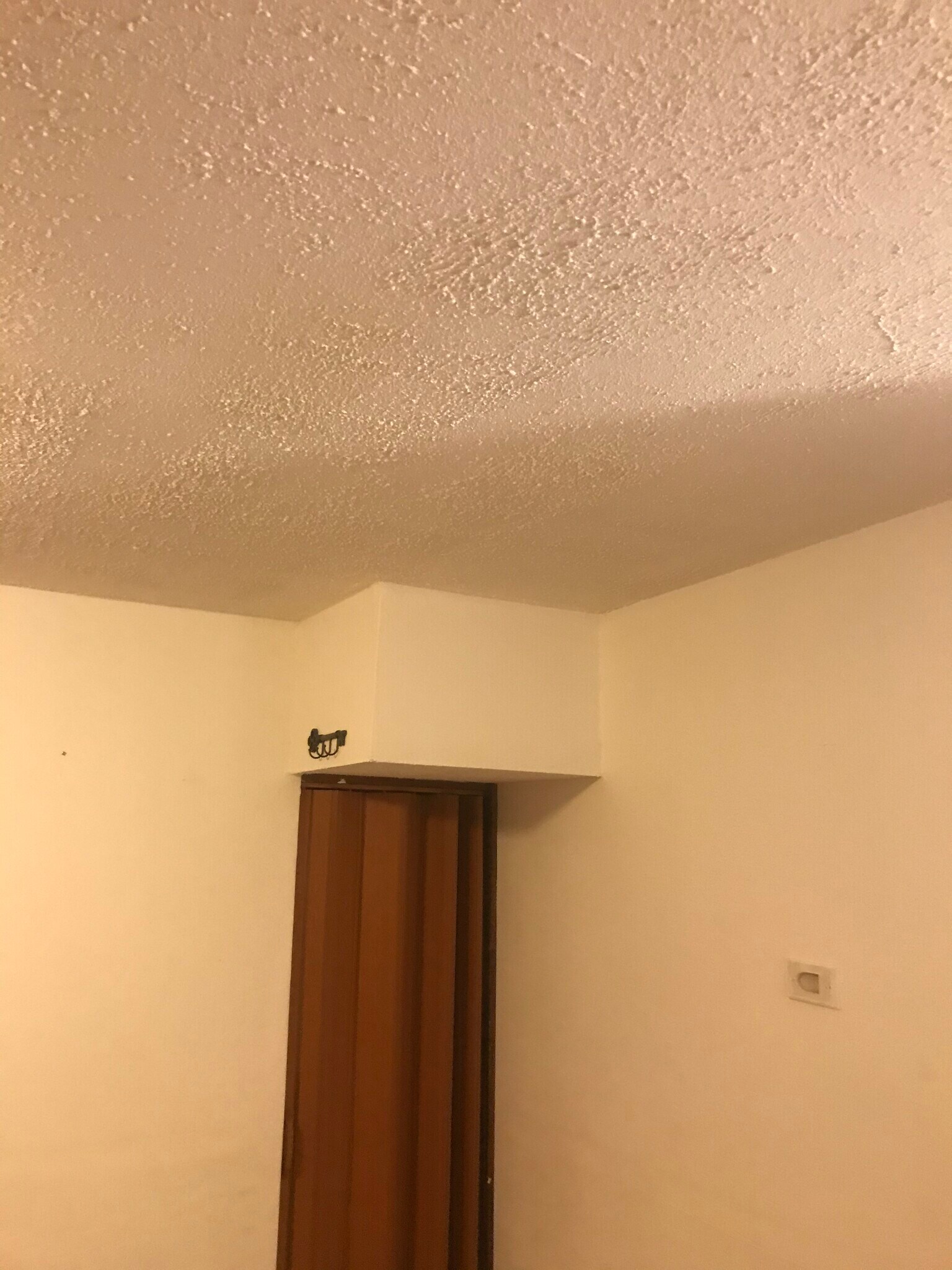 Building Photo - 16 Bowstring Way